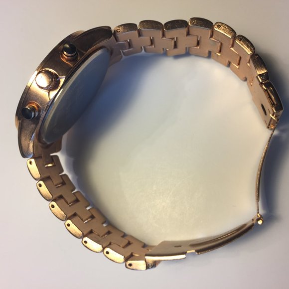 ⌚︎ALDO Rose Gold Analog Watch⌚︎ NEEDS BATTERY - Picture 7 of 7